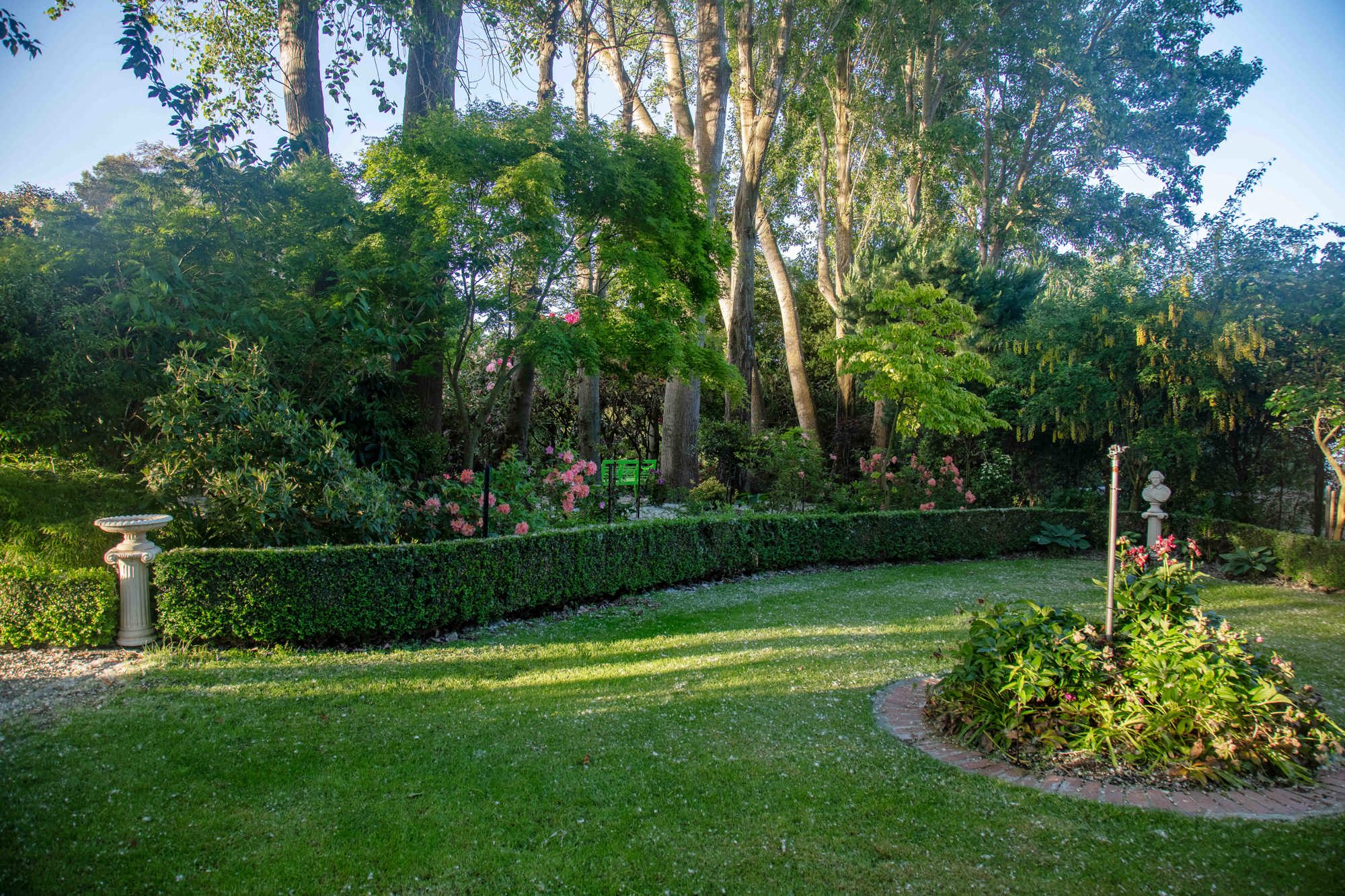 Gardens 16