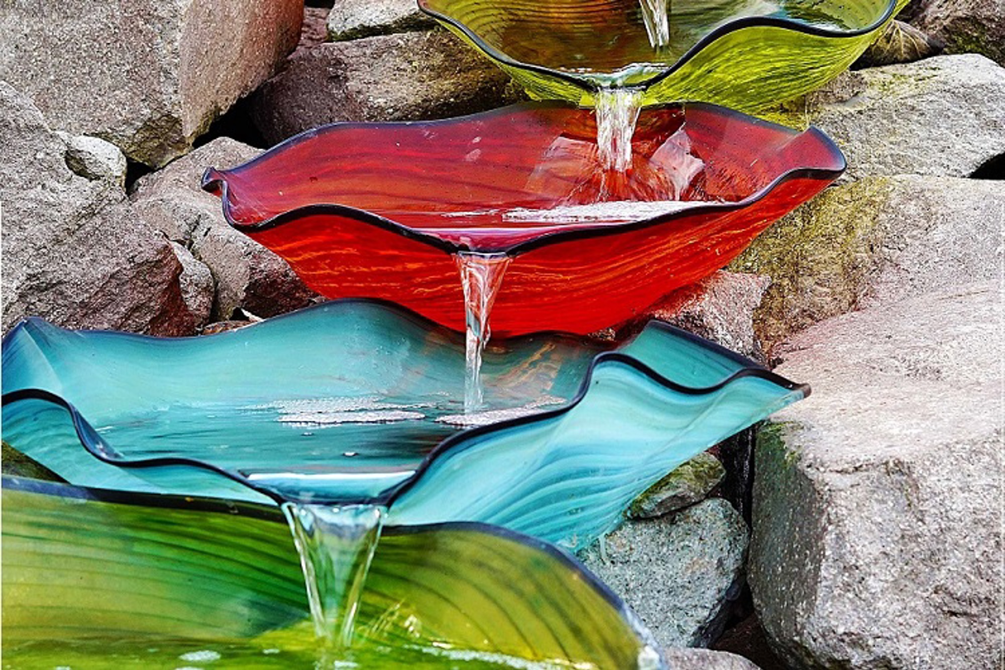 Lava Glass Sculpture Garden Waterfall (1)