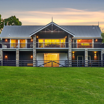 HUs Venue Dusk.jpg