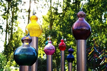 Lava Glass Sculpture Garden Birds (1)