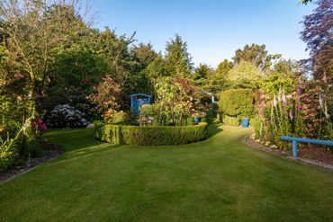 Gardens 8