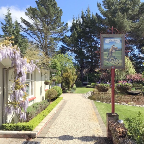 Broadoak image