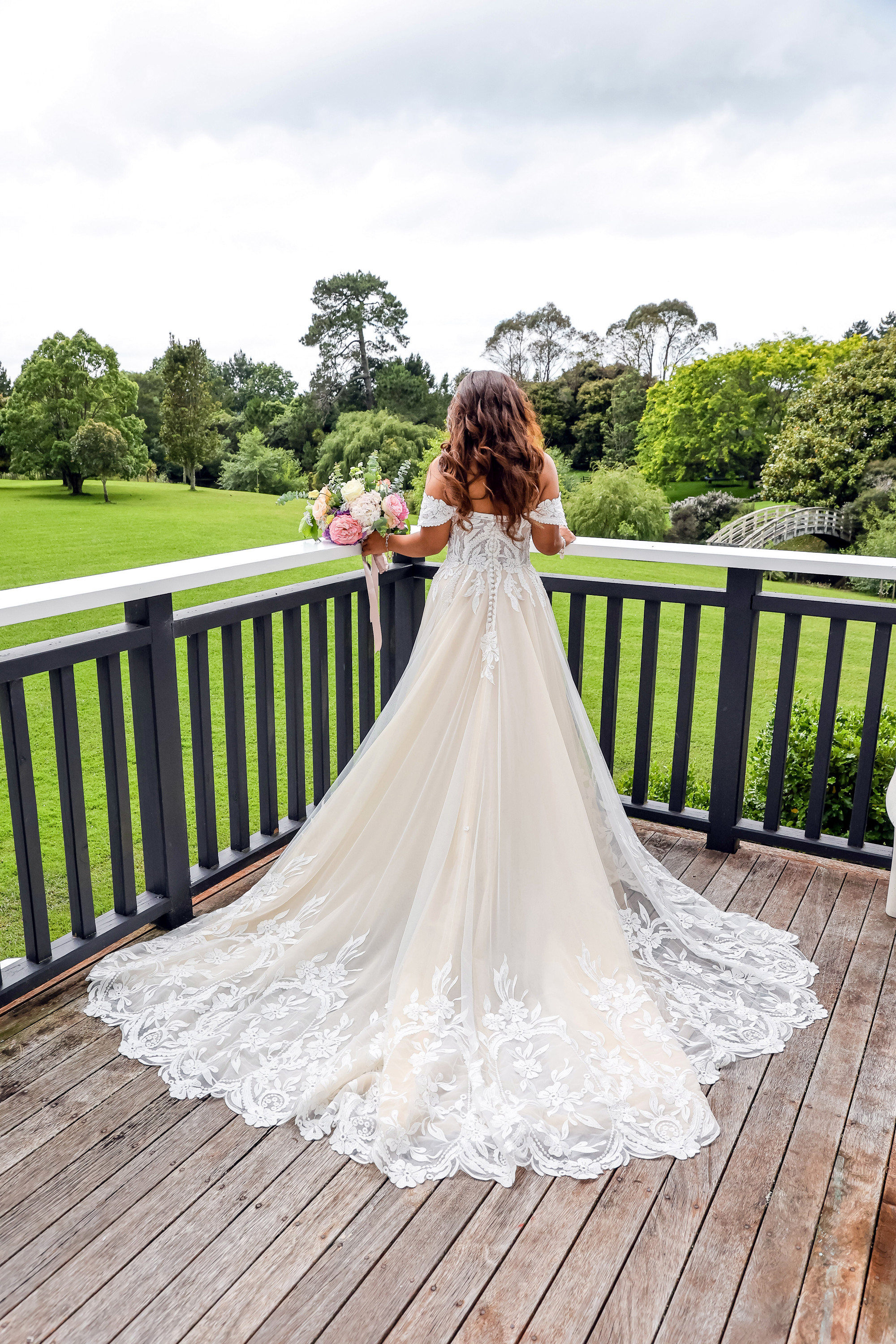 HUs Balcony Bride.jpg